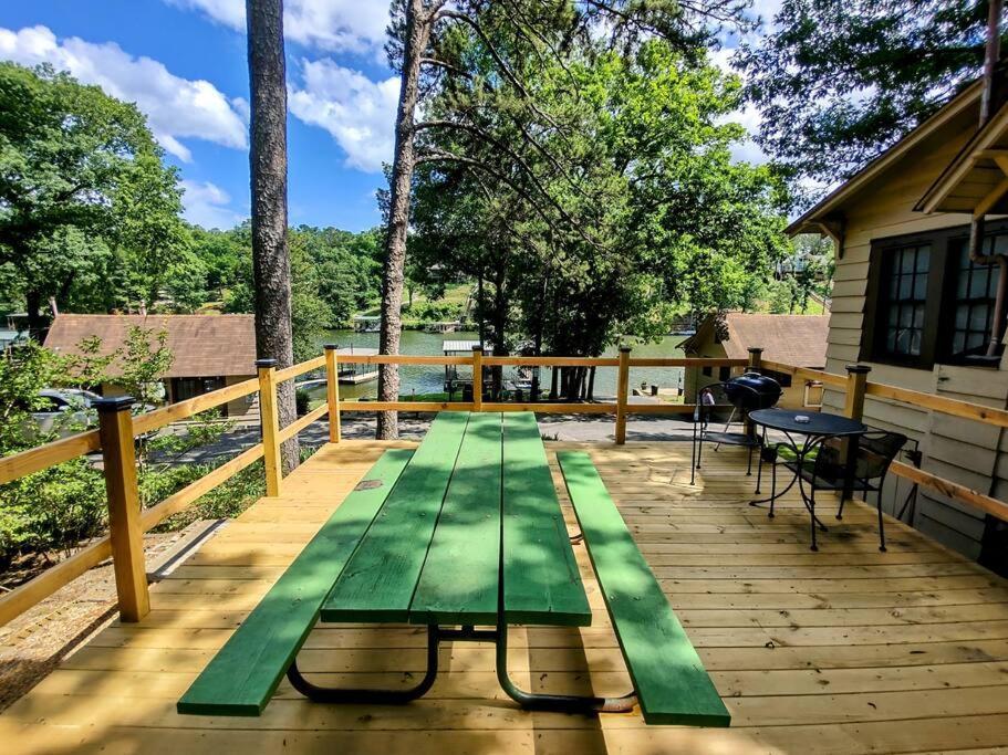 #09 - Large Lakeview One Bedroom- Pet Friendly Hot Springs Esterno foto
